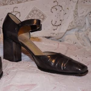 Salvatore Ferragamo heels gray croc patent 7 1/2 B